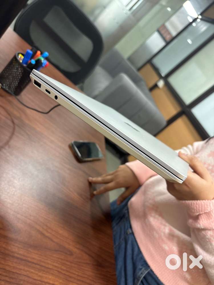 Microsoft surface go book