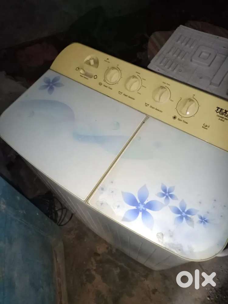 Washing machine condition new 1year chli hai machine 5000ki sale karni