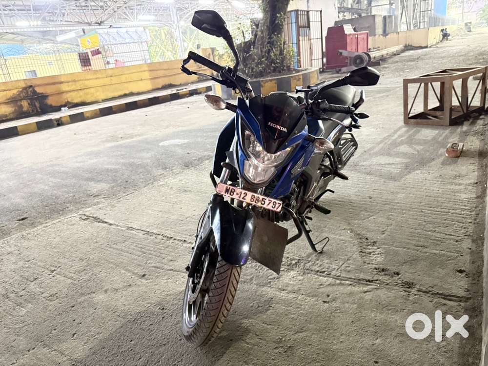 Honda Hornet 16R