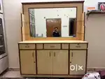 Beauty parlour table