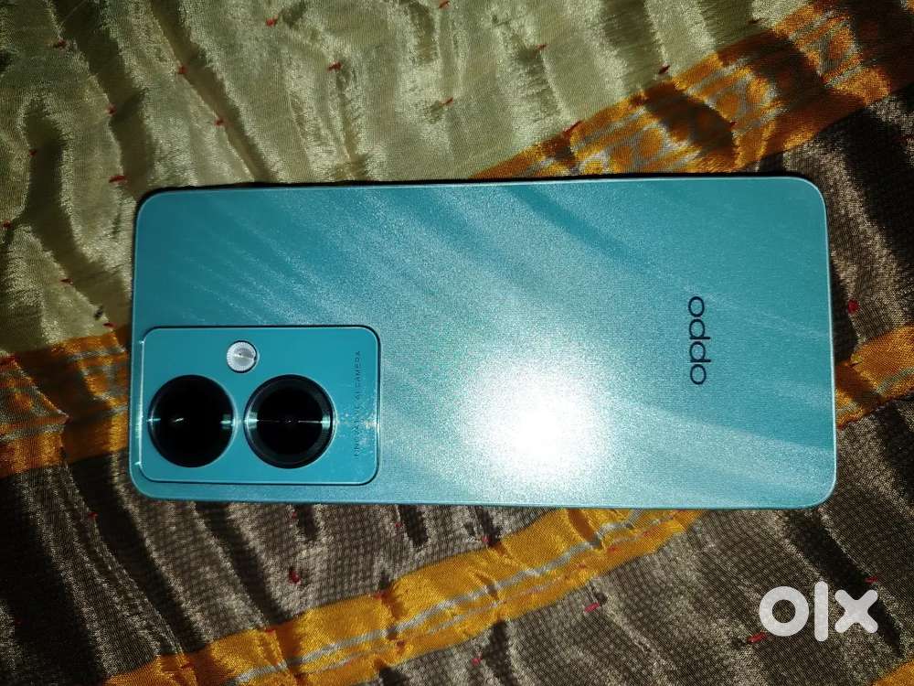 Oppo a79 5g brand full condition  me phone hai bill box charger sab h
