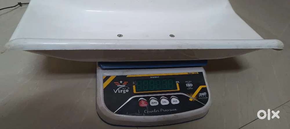 Newborn babies weight check machine