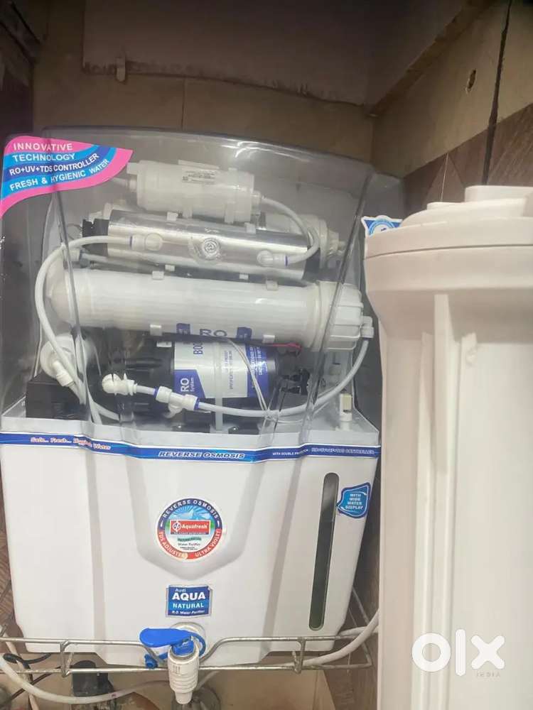 RO WATER PURIFIER 10 MONTHS OLD
