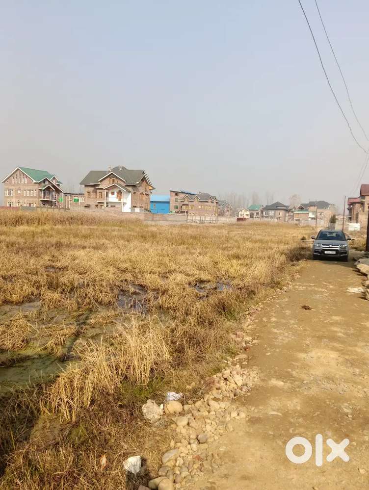 Lands , plots available at naveed abad dooru Sebdan near KG market