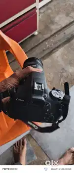 Canon EOS 1500
