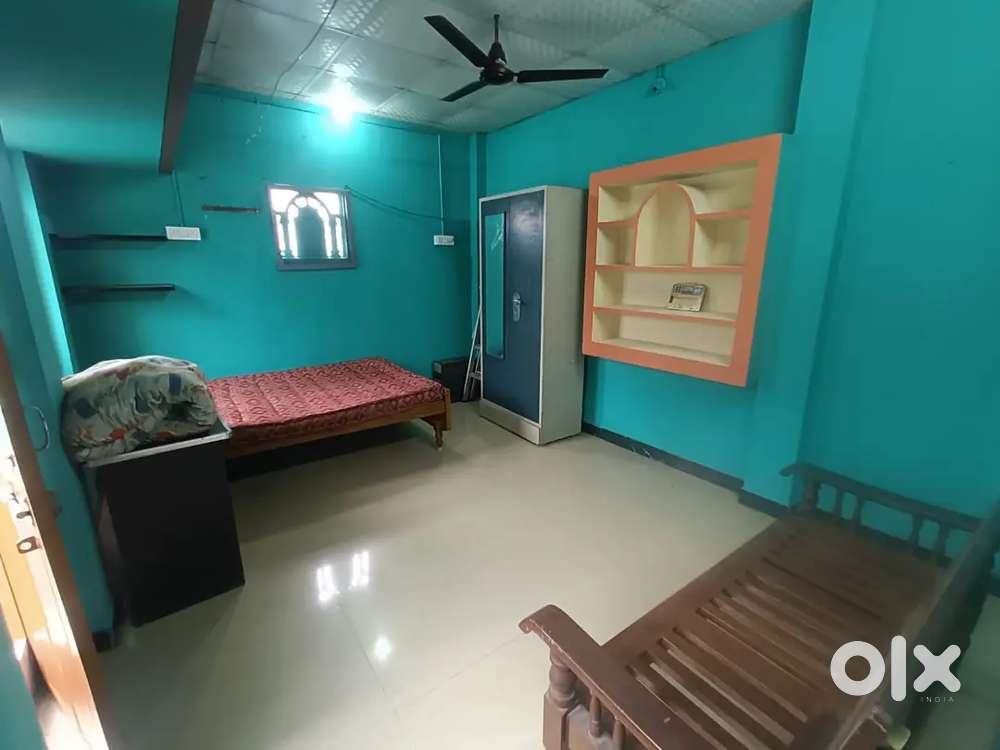 Cot bed bero for rent with house