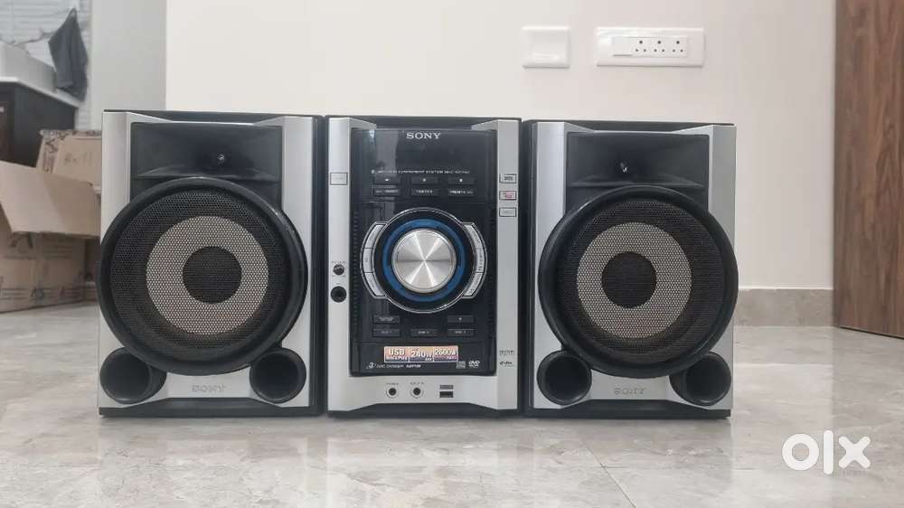 Classic Sony 3-CD Changer Music System - Deep Bass & 240W Powerhouse!