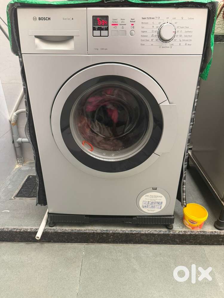 Bosch washing machine front load 7KG  Working