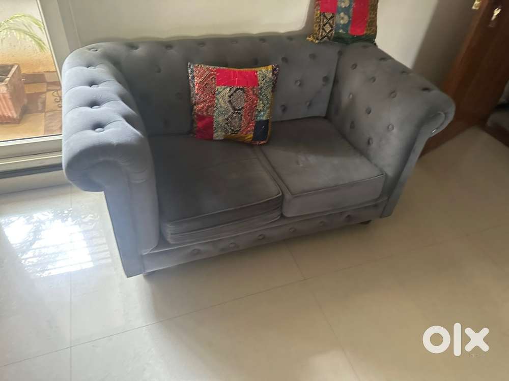1 seater x 2 and 2 seater x 1 sofa for sale