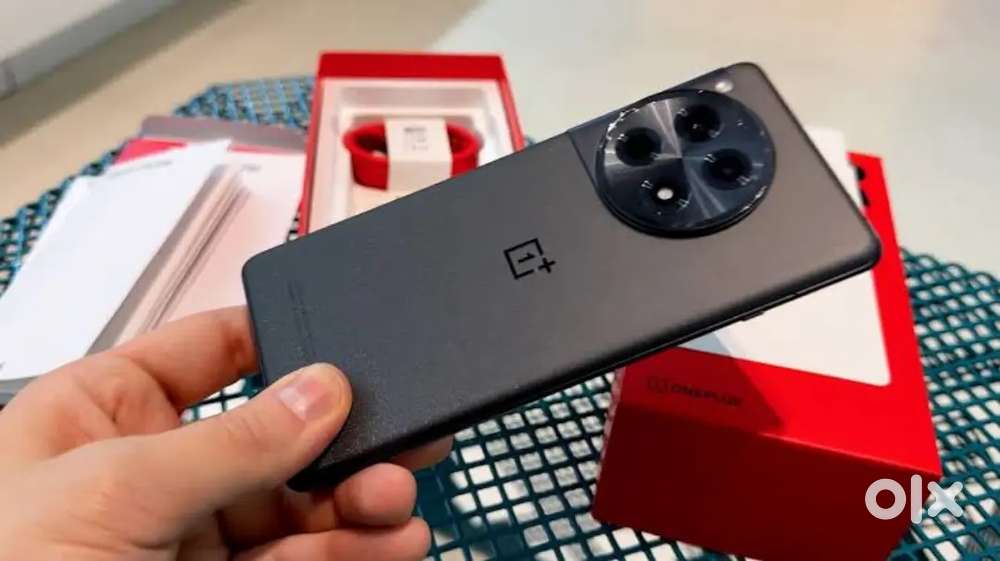 OnePlus 12R 8GB 256GB × Buy Oct 24 × 3mnth ext wrnty × Bill+Box × ₹38k