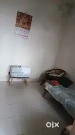 Roommate chahiye