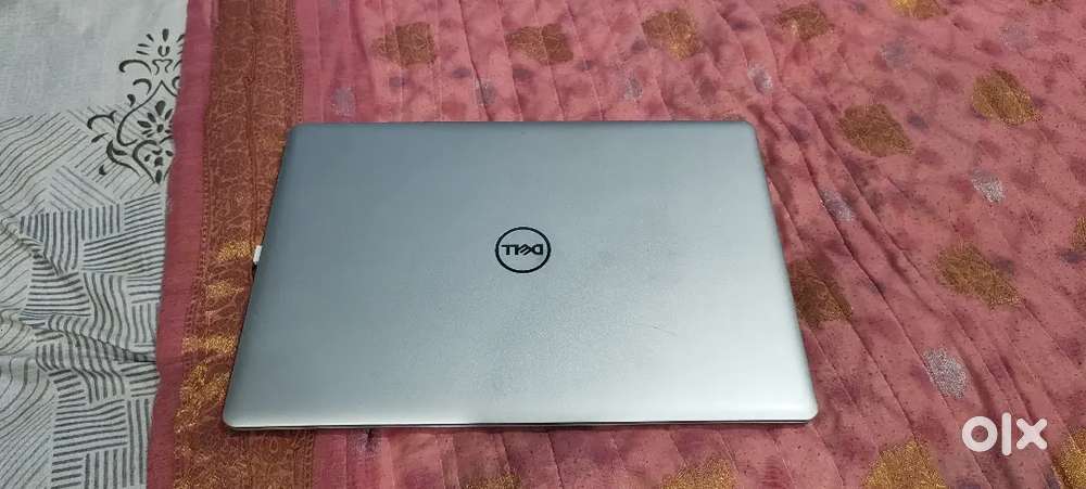Dell laptop , i5 , internal 1tb