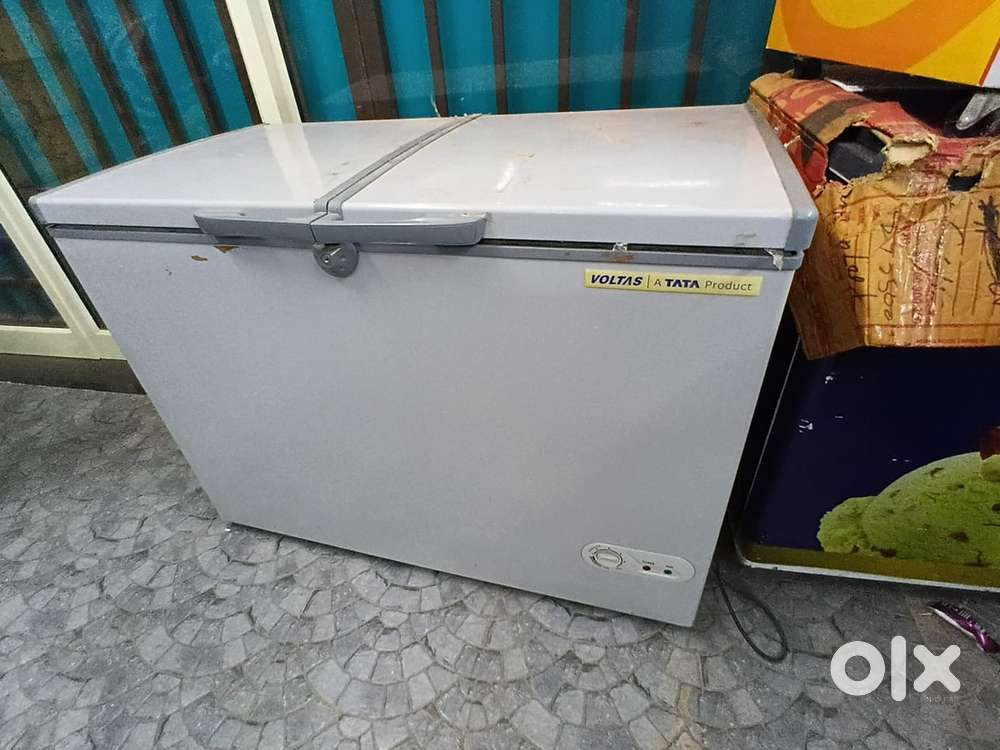 Voltas Deep Freezer plus Voltas Fridge glass