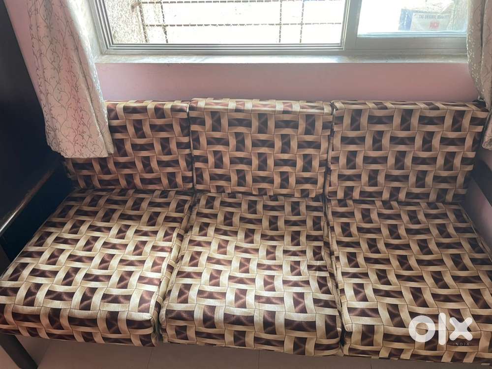 3 seater sofa