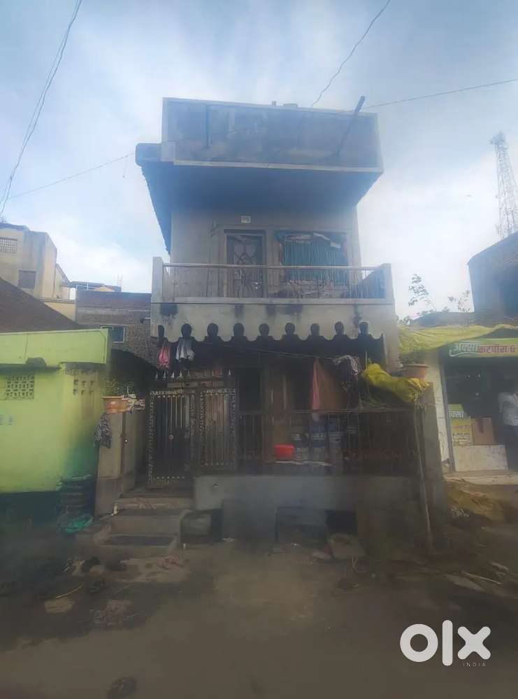 Very good house with Road touch