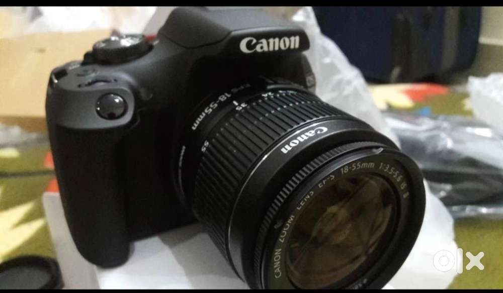 Canon EOS 1500D DSLR