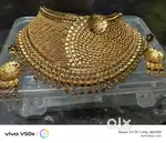 Women gold plated choker