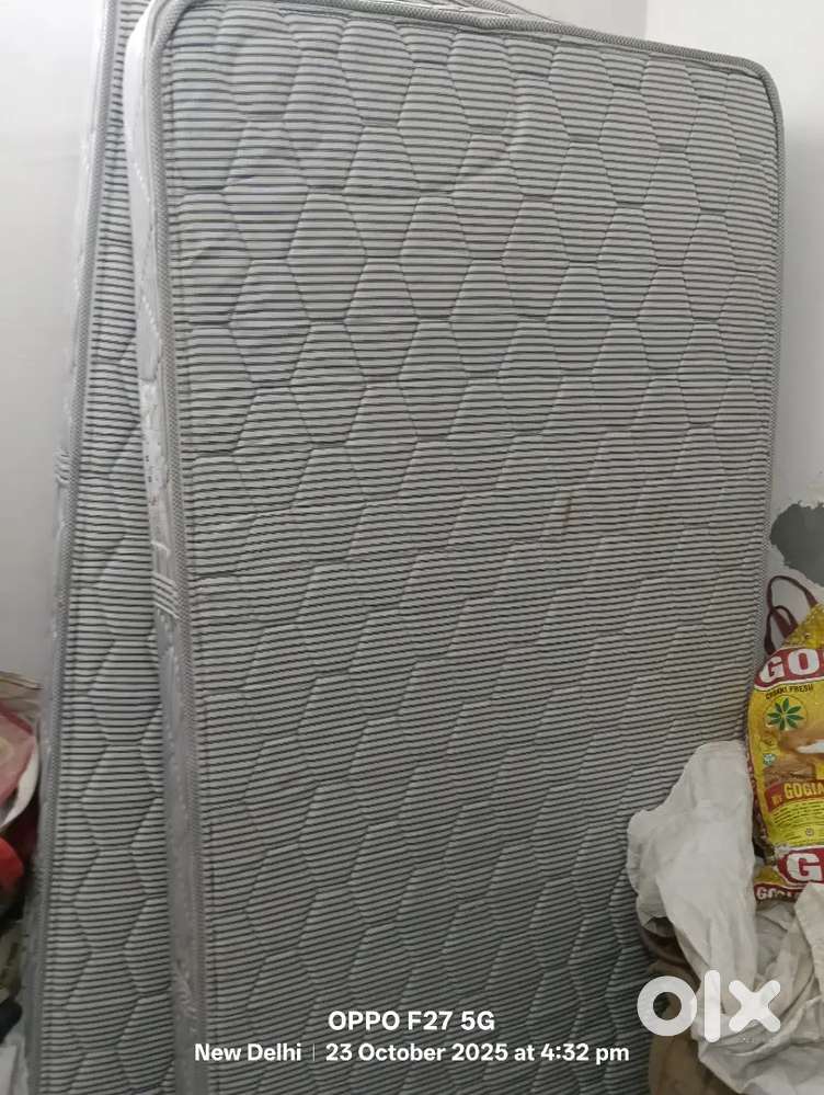 Double bed ke gadde mattress for sale