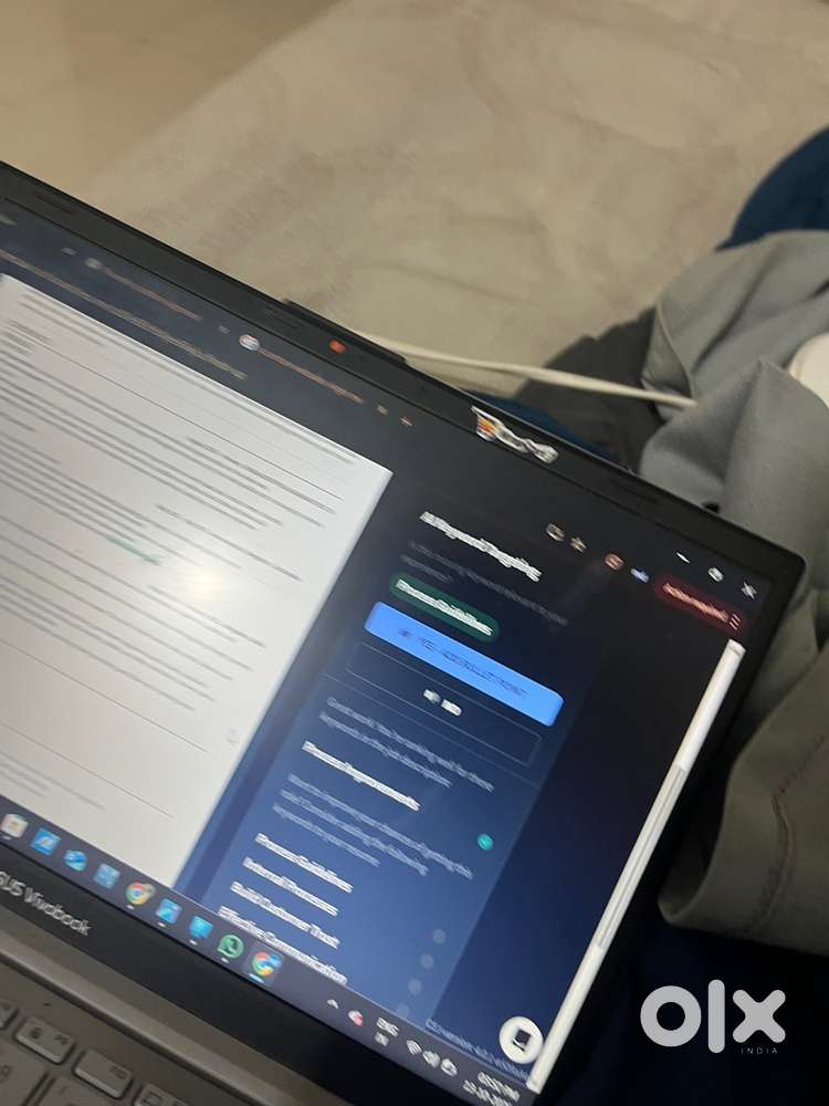 Asus vivobook laptop