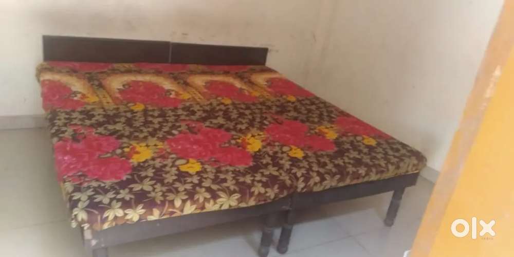 Boys pg near Bus stand