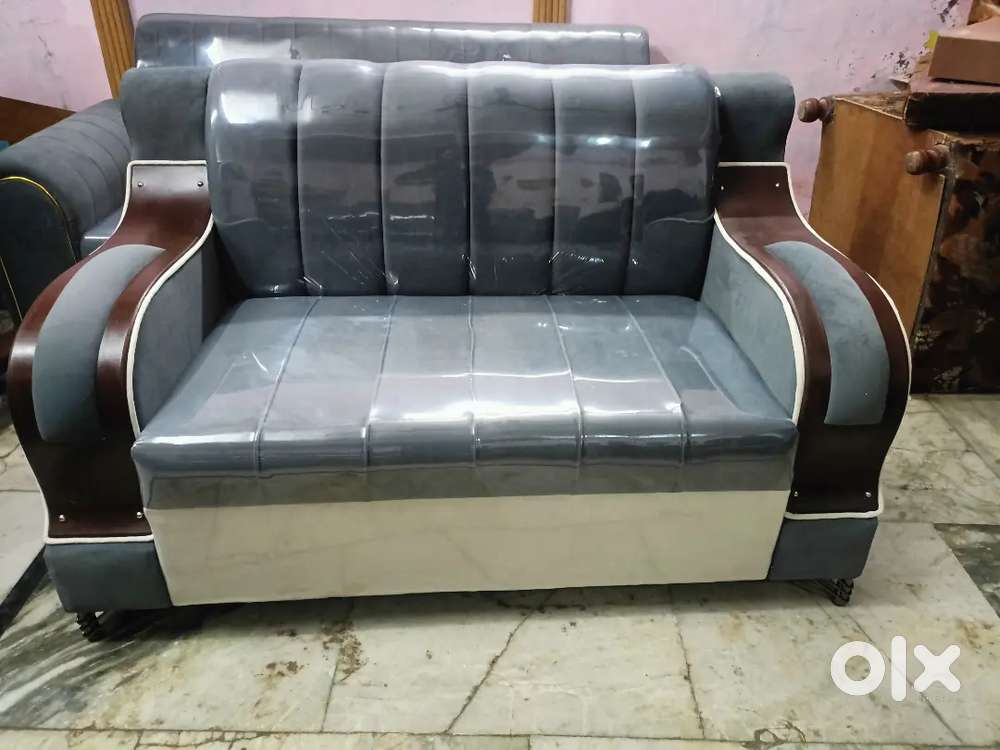 New 2 seater sofa