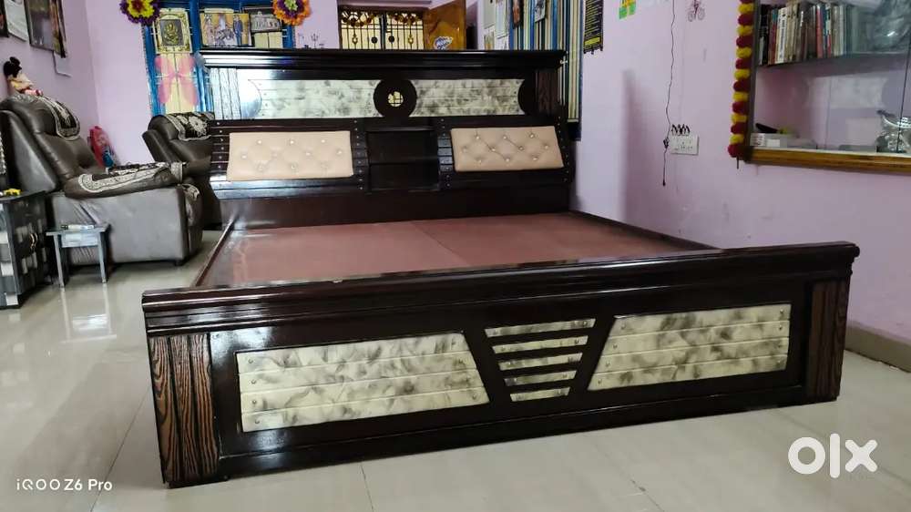King Size Cot + Mattress : Almost New