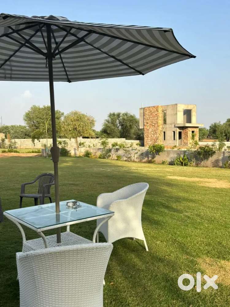 18.75 by 60 East face plot good location