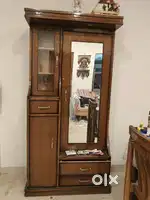Dressing almirah