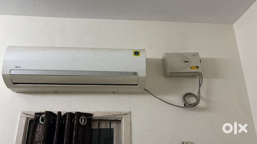 1.5 ton good condition ac for sale