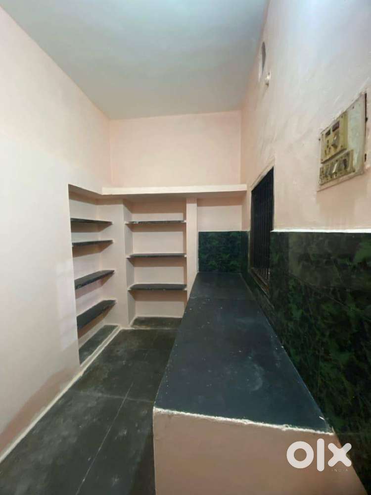 Room for rent in chattisgarh nagar