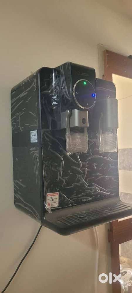 Aquagaurd instablaze hot water 6months pices