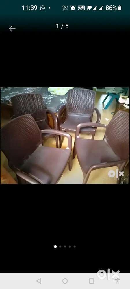Supreme -Brown 4chairs set n round centre table