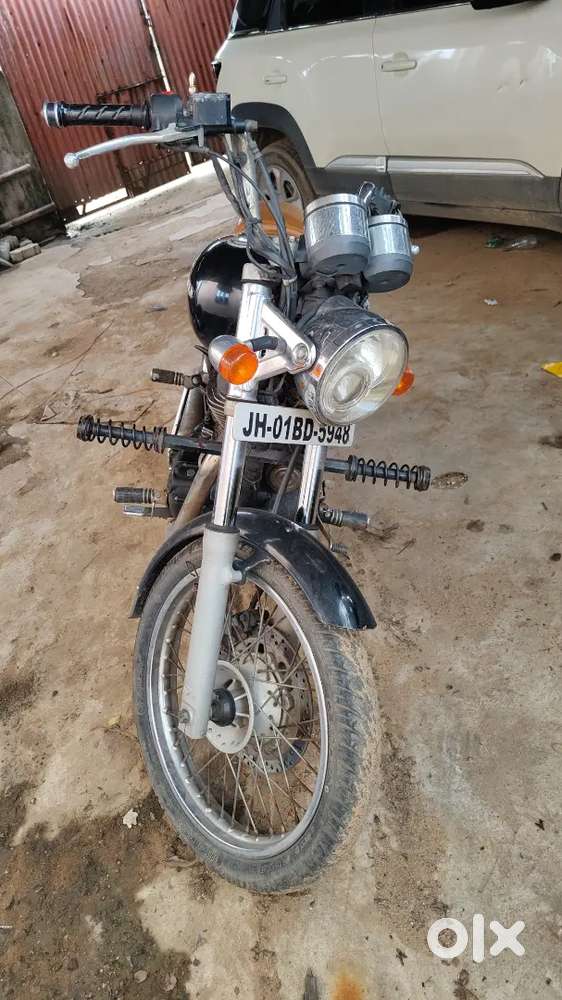 Thunderbird 350  well maintained, with new battery and new tyre