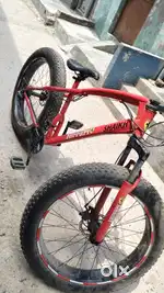 Ferrari big tyre cycle