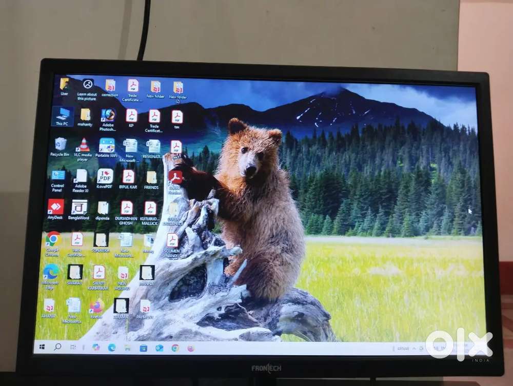 DESKTOP COMPUTER
