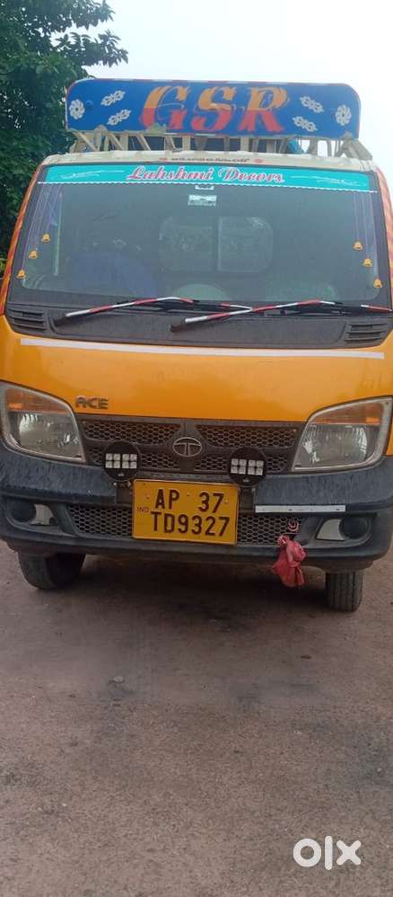 Tata ape secend hand