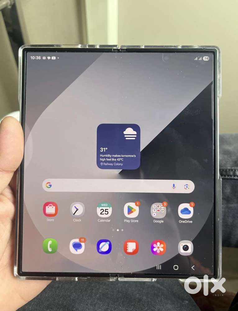 Samsung fold 6 fully new condition no a single scratch