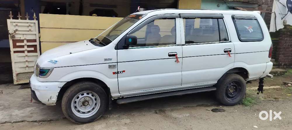 Chevrolet Tavera 2015