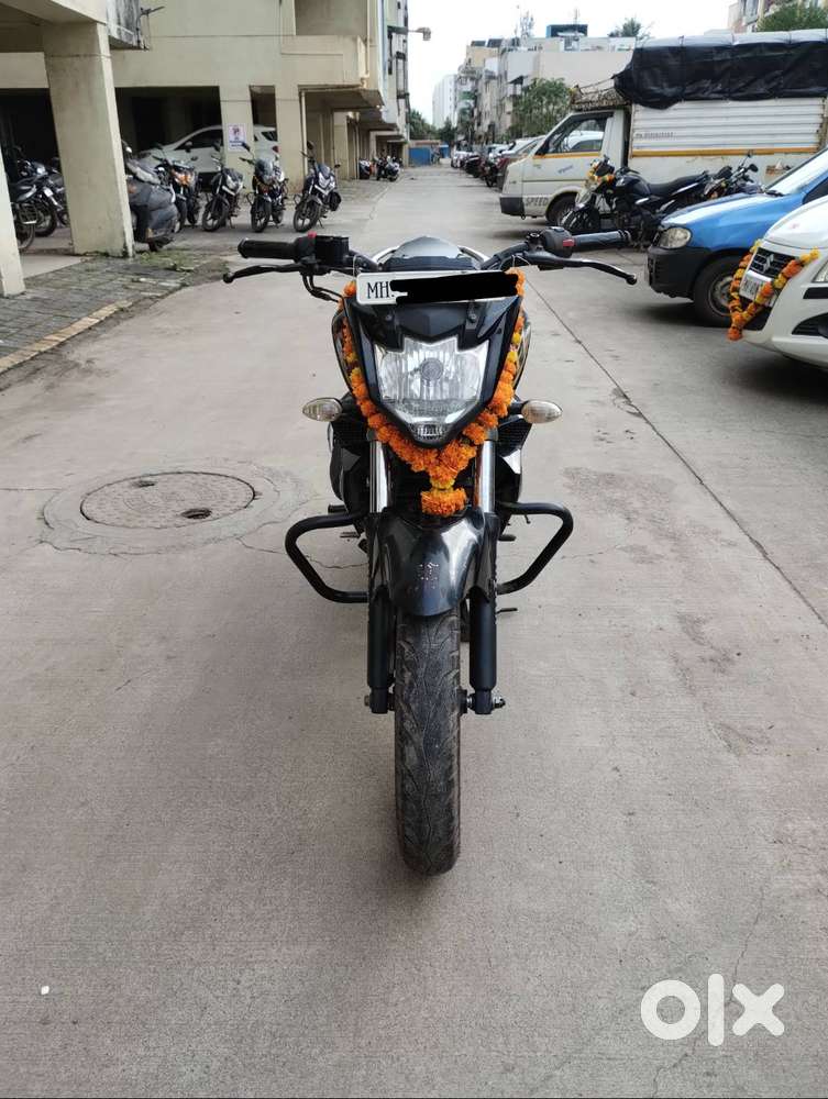 Yamaha FZ v2