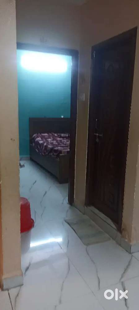 1 room for rent