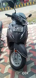 Scooty activa
