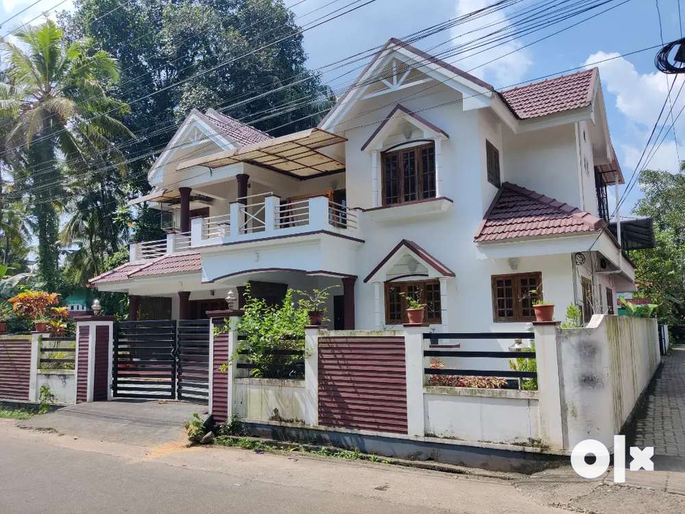HOUSE FOR SALE @CHAGANASERY TOWN