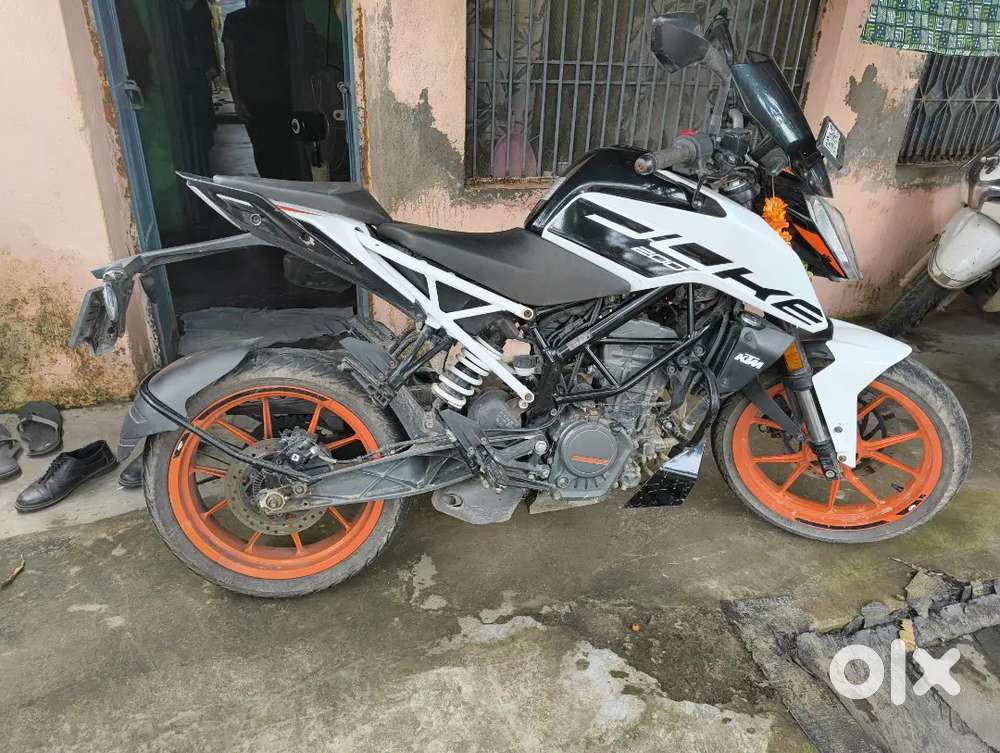 Vehicle is good condition ,un touched bike, single handed bike