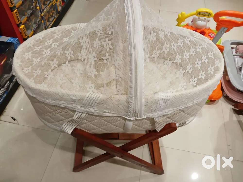 Baby rocking crib for sale