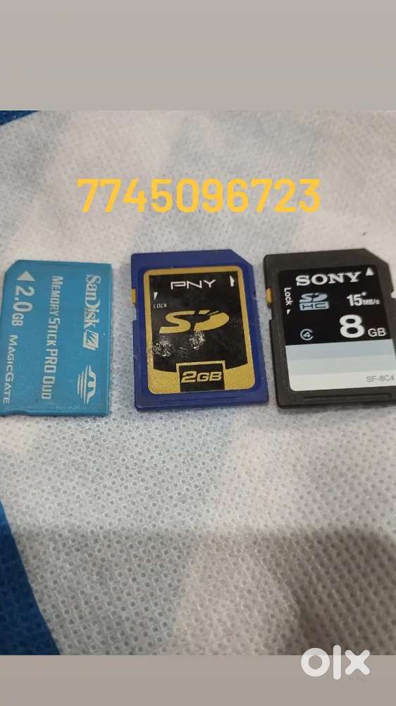 3 Memory cards, sandisk, pny, Sony