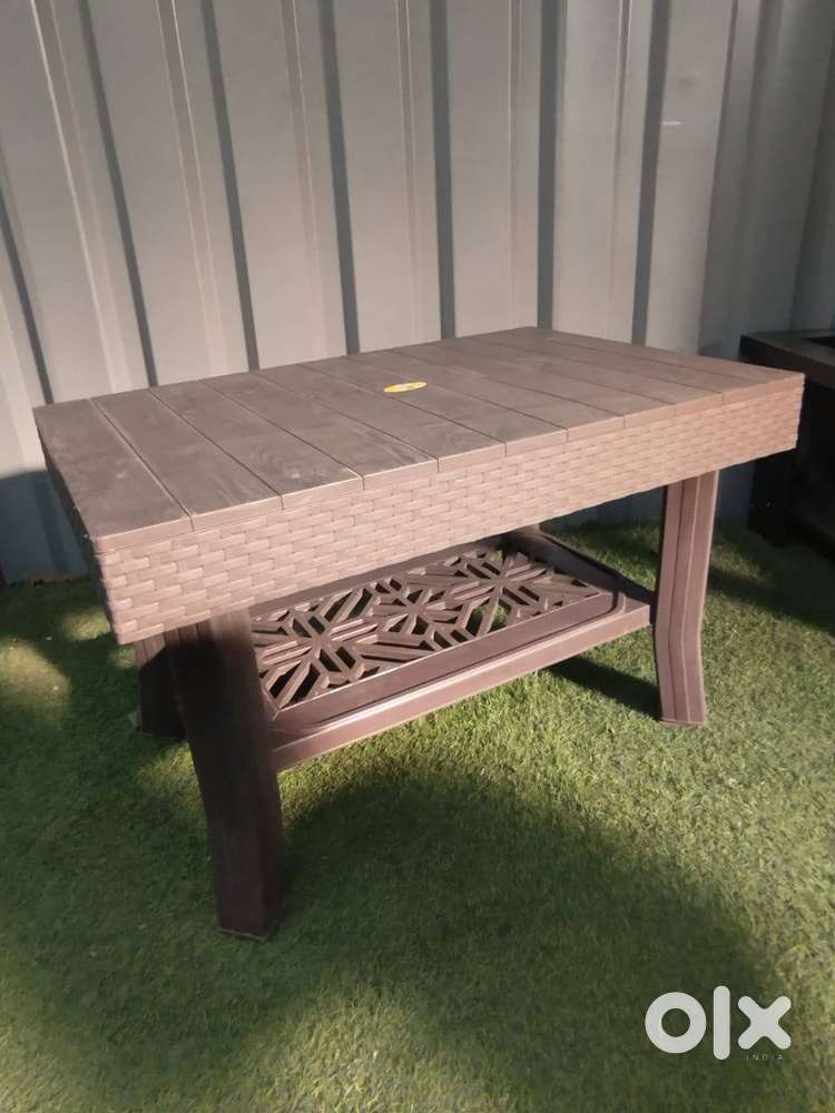 Plastic Center Table For Sale