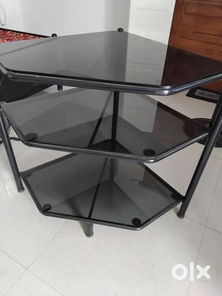 Tv corner table for sale