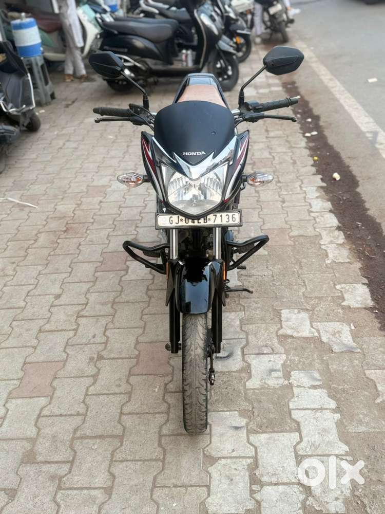 Honda CB Shine 2022 (5555 ભરીને બાકીની લોન ભાવનગરના ડોકયુમેનટ પર)