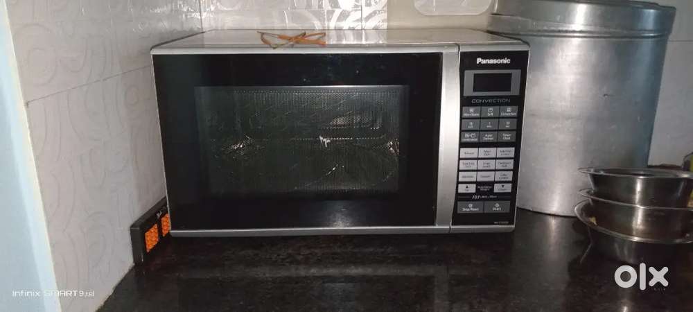 Panasonic microwave oven 27 L only 6 month old
