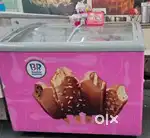 Salesman for Baskin Robbins icecream